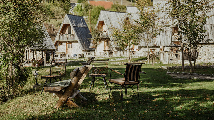 eko-selo-nevidio-eco-village-montenegro-tale-of-us-image-003